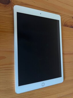 IPAD (8 generace) 32GB Wi-Fi + Cellular Silver - 2