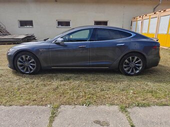 Tesla Model S 85d free charging - 2