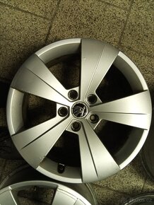 ALU škoda 5x112 R17 Triton - 2