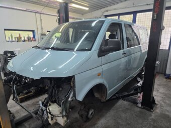 VW T5 Transporter Shutt 2,5 TDi 96kW BNZ 4Montion - 2