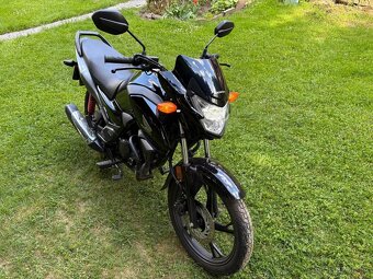 Honda 125 CBF - 2