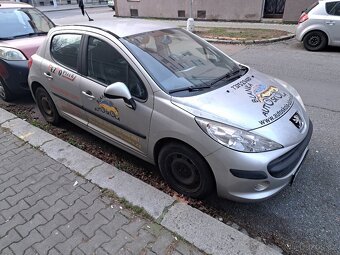 Peugeot 207 W - 2