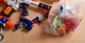 Pistole Nerf MIX s pěnovýmy náboji - 2
