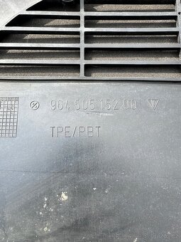 Porsche 964 - pravý spodní kryt předního nárazníku - 2