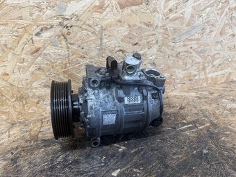 KLIMAKOMPRESOR VW TOUAREG 7L 3.2 V6 3B0820803C - 2