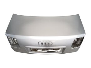 Víko zadní stříbrná LY7W Audi A8 4E D3 sedan r.v. 2004 - 2