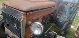 Prodám pěknou kapotaz zetor 5611, 5645 - 2