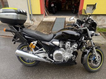 Yamaha XJR 1300 - 2