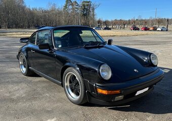 Porsche 911 Carrera 3.2 G50 Coupe z roku 1987 - 2