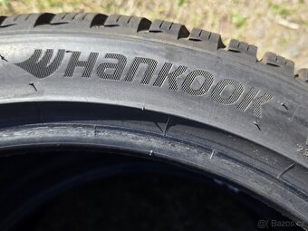 2ks nových zimních pneu Hankook Winter icept 225/40/18 92V - 2
