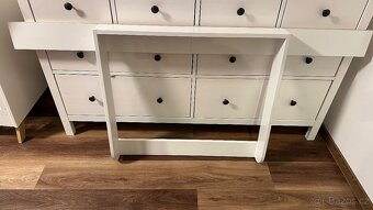 Přebalovací pult na komodu Hemmes (IKEA) - 2