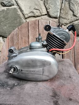 Motor na stadion s11 - 2