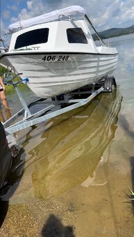 Kajutová loď 555 FISH s motorem SUZUKI 20HP vč. vleku - 2