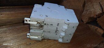 Jistič C 40 - 2