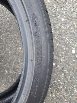 245/35 r19 - 2