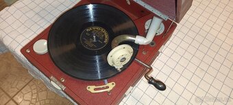 Retro gramofon. - 2