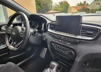 Kia Cee´d 1.6-GT-150KW-PERLEŤ-ZÁRUKA - 2