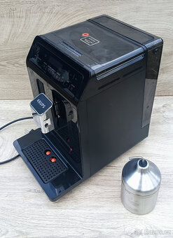 Kávovar Krups EA891810 s nádobou na mléko - se zárukou - 2