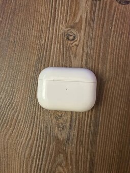 Apple Airpods Pro 1 - 2