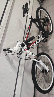 Fuji Nevada 1.0 LE 26 bile - 2