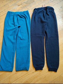 tepláky vel 134/140 - 2