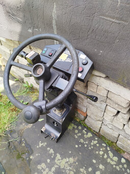 orstu servořízení Douglas - 2