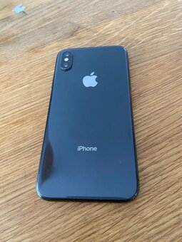 Prodám iPhone XS 64GB - 2