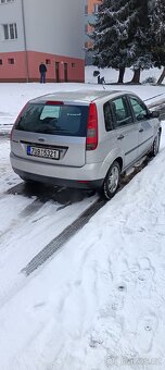 Ford fiesta - 2