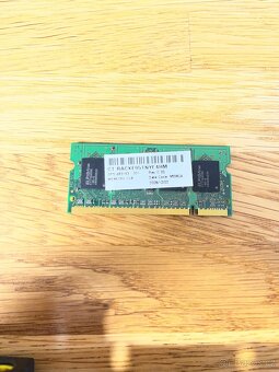 Elpida 1GB DDR2 RAM - 2