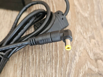 Nabíječka Sunny 65W 3,42A 19V 5,5 x 1,7mm - 2