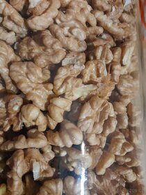 Čerstvé vlašské ořechy,RAW strava 250,-/kg - 2
