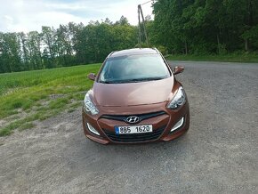 Hyundai i30 1.6 88 kw, 112 000 km - 2