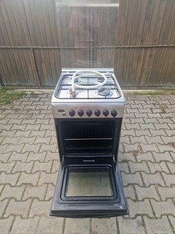 Kombinovaný sporák, trouba Indesit - 2