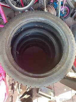 Prodam 4ks zimní pneu 225/45r17 - 2