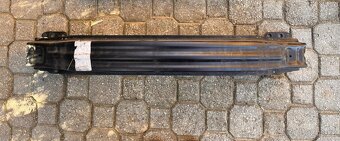 Přední výztuha nárazníku Škoda Fabia 1. - 2