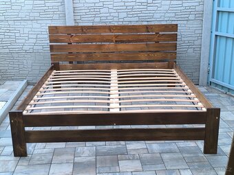 Prodám manželskou postel 180cm x 200cm - 2