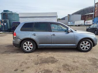 VW Touareg č. 1122 - 2