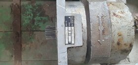 Prodám hydraulická čerpadla na LKT 80 - 2