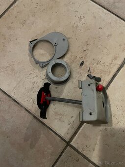 Scháním mechanizmus na šíbr Felicia - 2