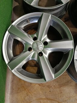 Alu 16" 4x108 7J et15 Dezent - 2