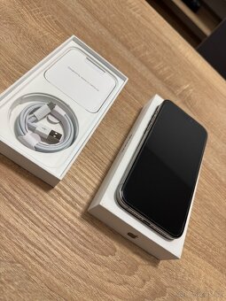 iPhone 15 Pro Max, 100% baterie, TOP stav - 2