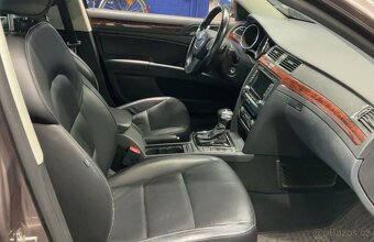 Škoda Superb II 2.0 Tdi DSG 125 KW ELEGANCE Kůže XENONY TOP - 2