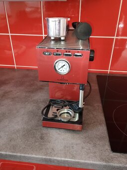 Prodám pákový kávovar Klarstein - 2