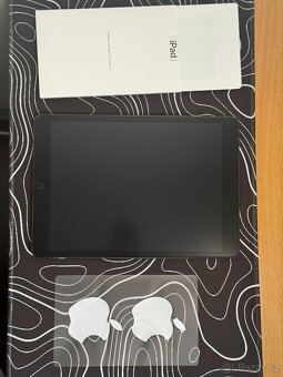 Apple iPad 9.generace 64 GB - 2