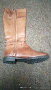 Dámské kožené kozačky Baťa - 2