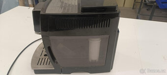 kávovar DeLonghi ECAM 23.120. B - 2