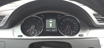 Volkswagen Passat B7 2.0 TDI Highline - 125 kW - 2