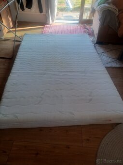 Kvalitní matrace 140 x 200 s roštem - 2