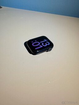 Apple Watch SE 40mm 2.generace - 2