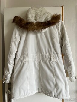 Bílá zimní bunda - 2